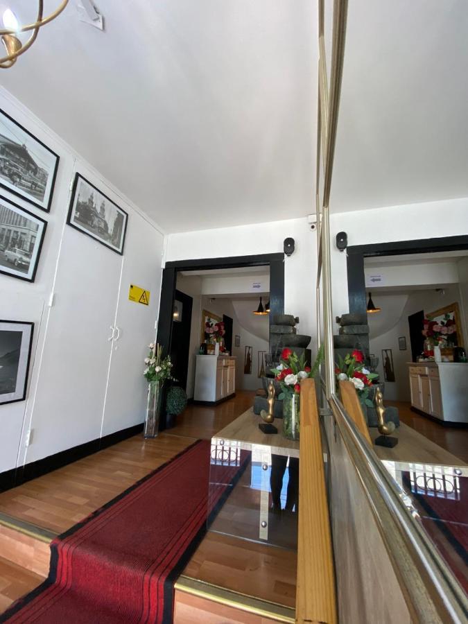 Hotel Parque Forestal Santiago del Cile Esterno foto